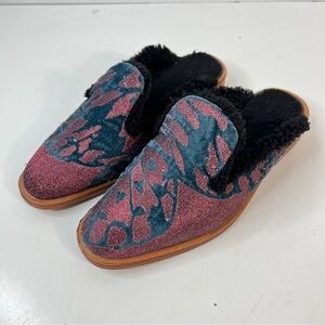 Free People Velvet Brocade Tapestry Butterfly  Ease Loafer Mule Sz 36 Faux Fur